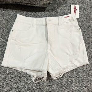 NWT Wrangler White High-rise Distressed Jean Shorts 3” inseam. Womens size 24